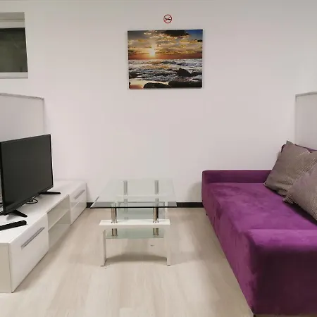 Apartment Messe Vanilla Cologne