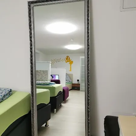 Apartment Messe Vanilla Cologne