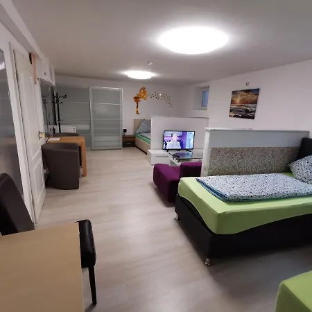 Apartment Messe Vanilla Cologne